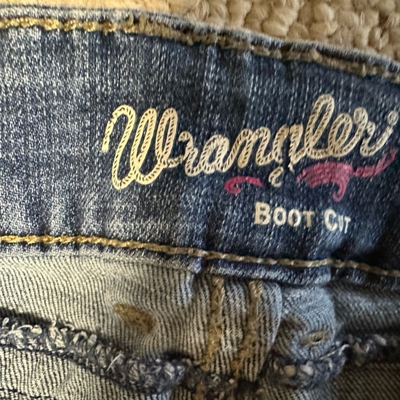Wrangler Dark Blue Boot Cut Denim 5x32 - Picture 2 of 5